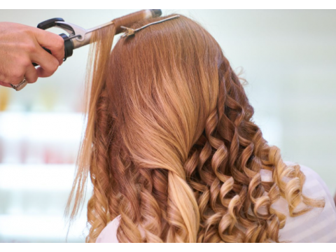 Can You Dye and Curl Clip-In Hair: Heat Styling and Color Rules
