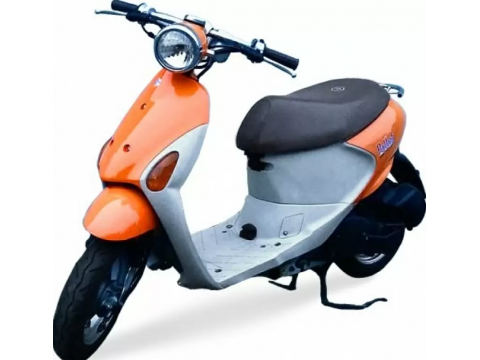Repairing a puncture without removing the scooter wheel